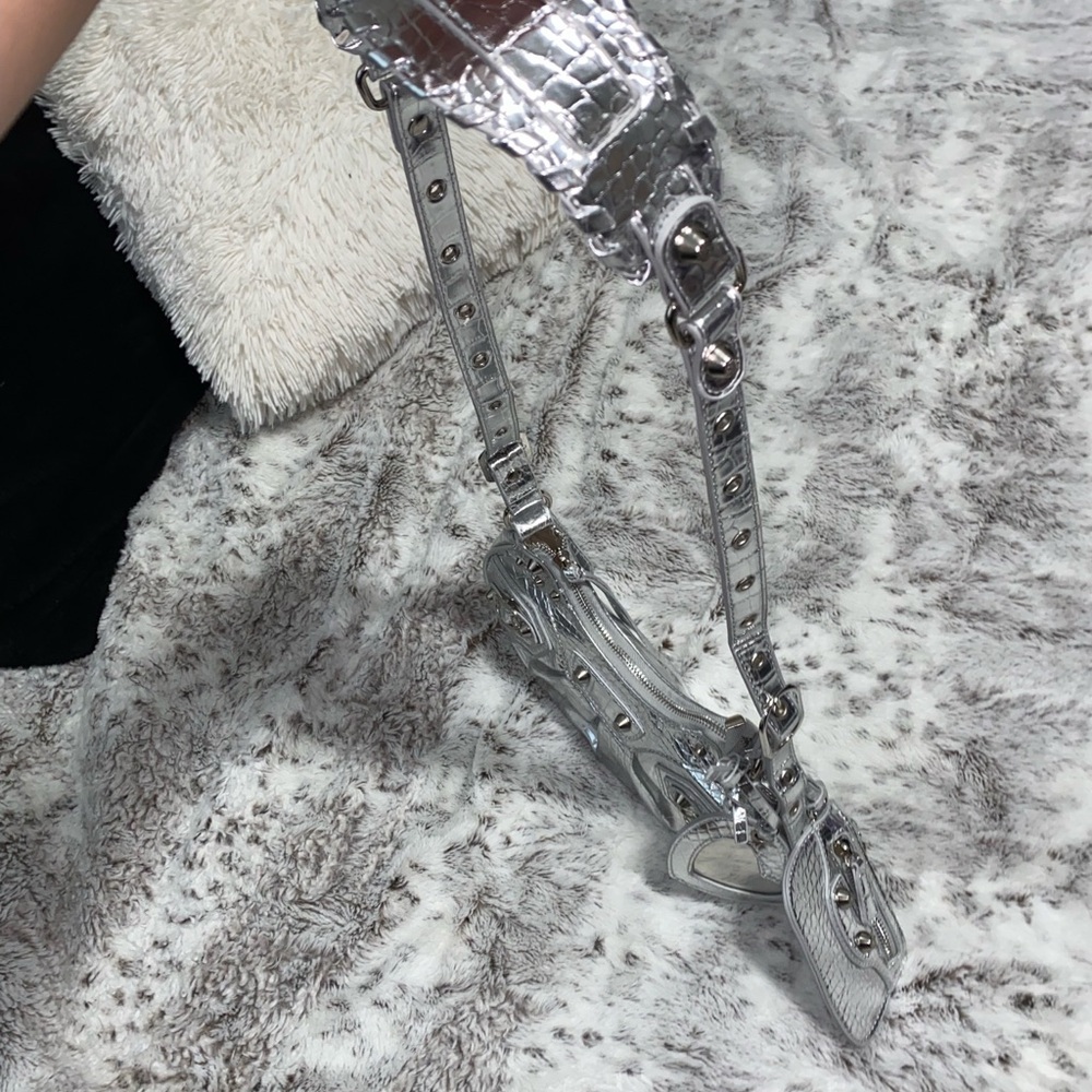 Silver Look A Like purse